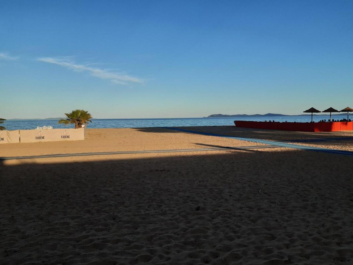 Les Lilas Hyères Esterno foto